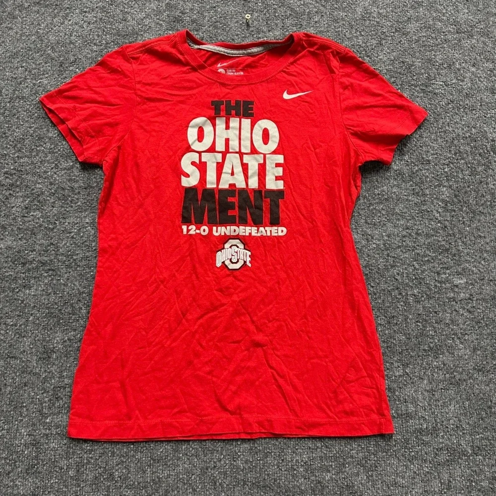 Nike T-Shirt Womens Size L Red Ohio State Buckeyes Slim Fit Athletic Graphic